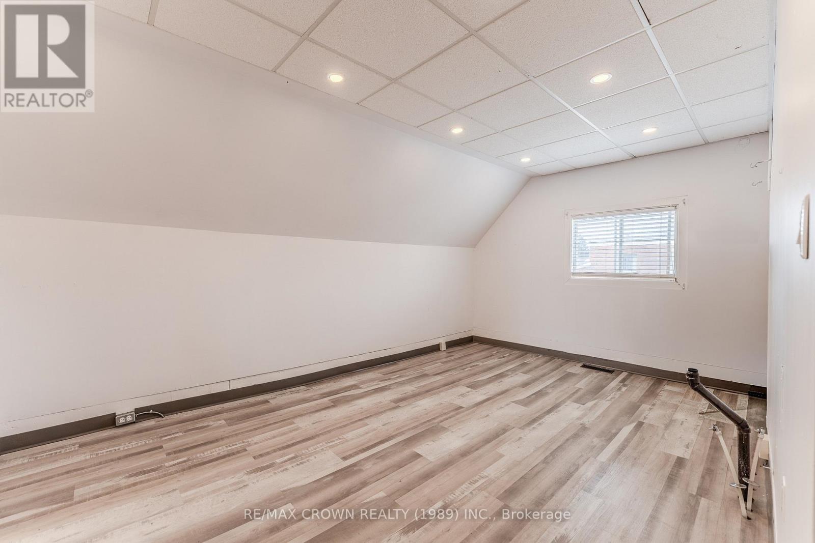 1159 Cassells Street, North Bay, Ontario  P1B 4B4 - Photo 21 - X12945604