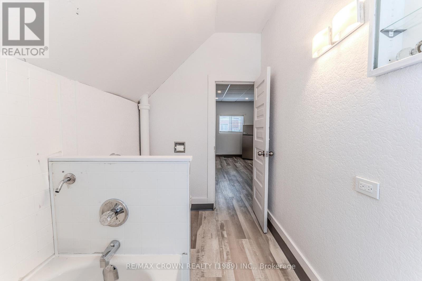 1159 Cassells Street, North Bay, Ontario  P1B 4B4 - Photo 26 - X12945604