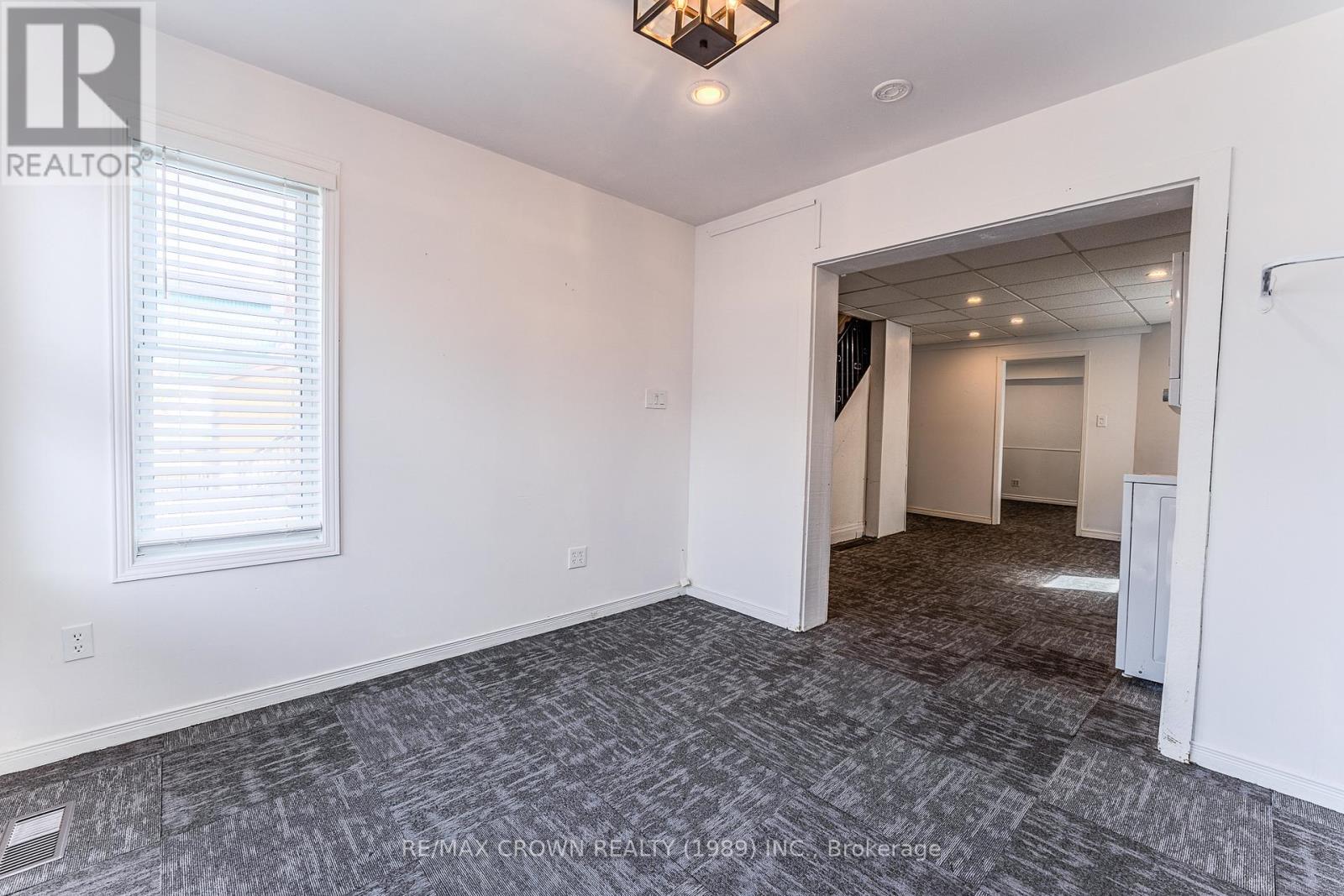 1159 Cassells Street, North Bay, Ontario  P1B 4B4 - Photo 7 - X12945604