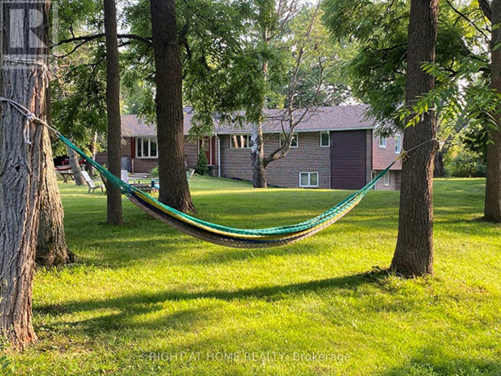 7454 Old Church Road, Caledon, Ontario  L7C 0H5 - Photo 4 - W12945346