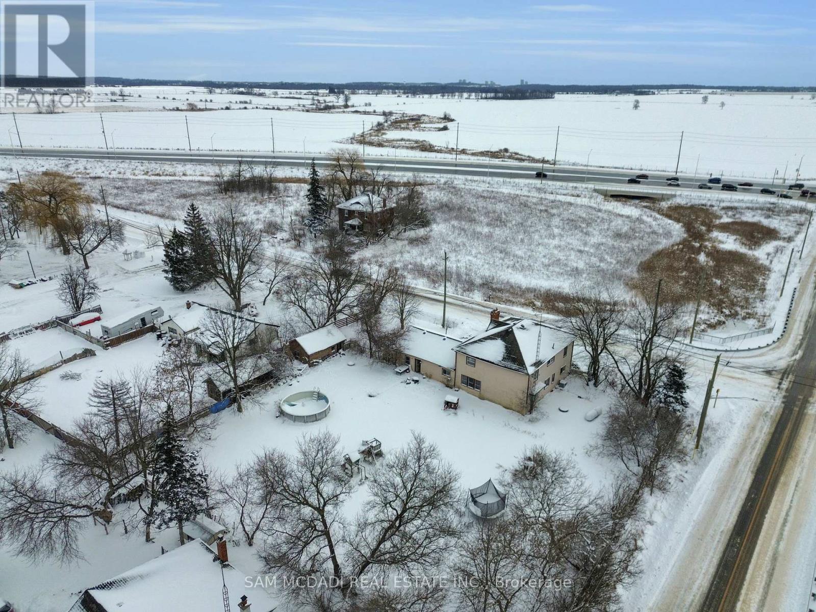 10025 Britannia Road, Milton, Ontario  L9T 7G2 - Photo 9 - W12945368