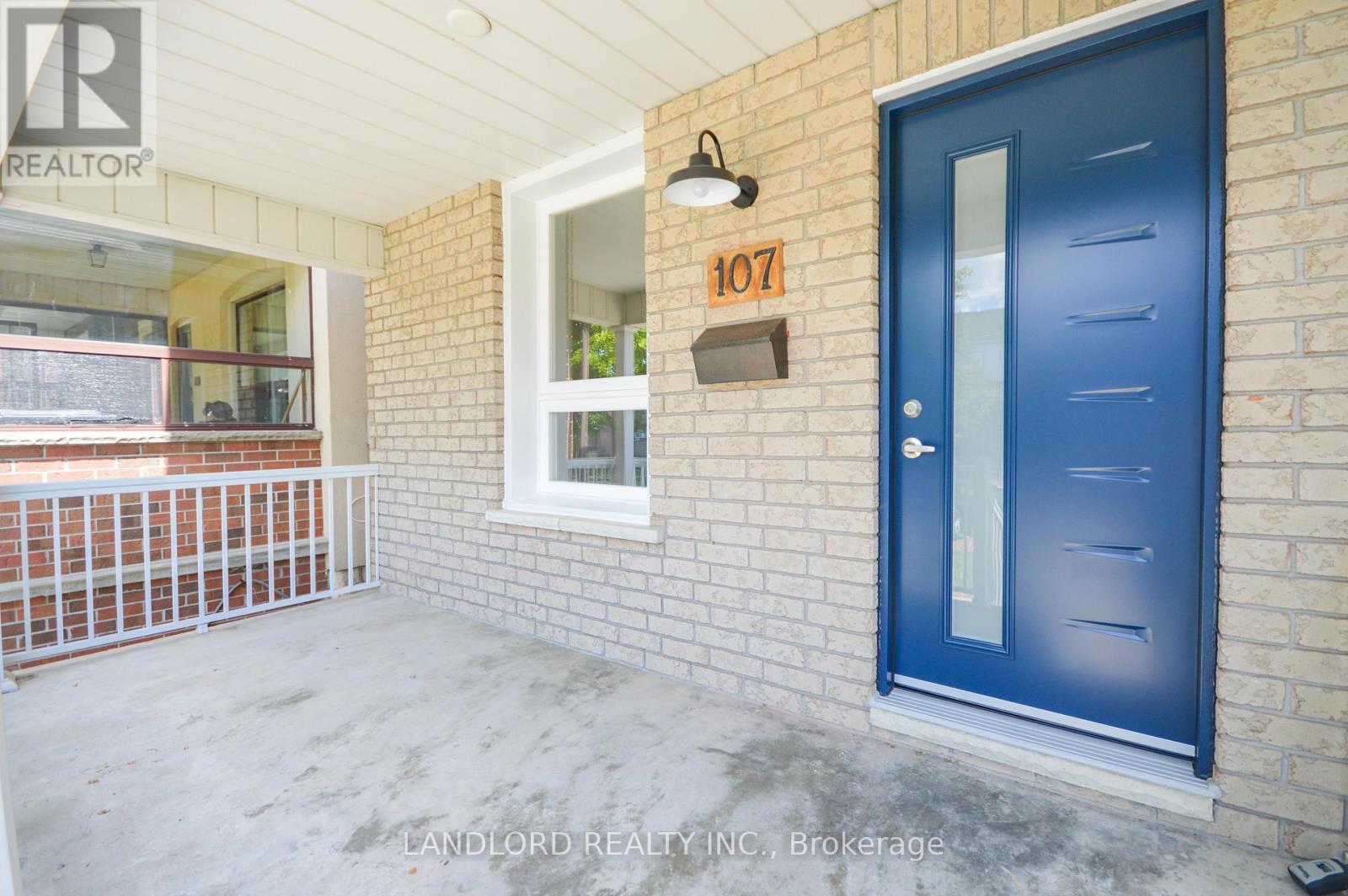 Main - 107 Nairn Avenue, Toronto, Ontario  M6E 4G9 - Photo 7 - W12945384