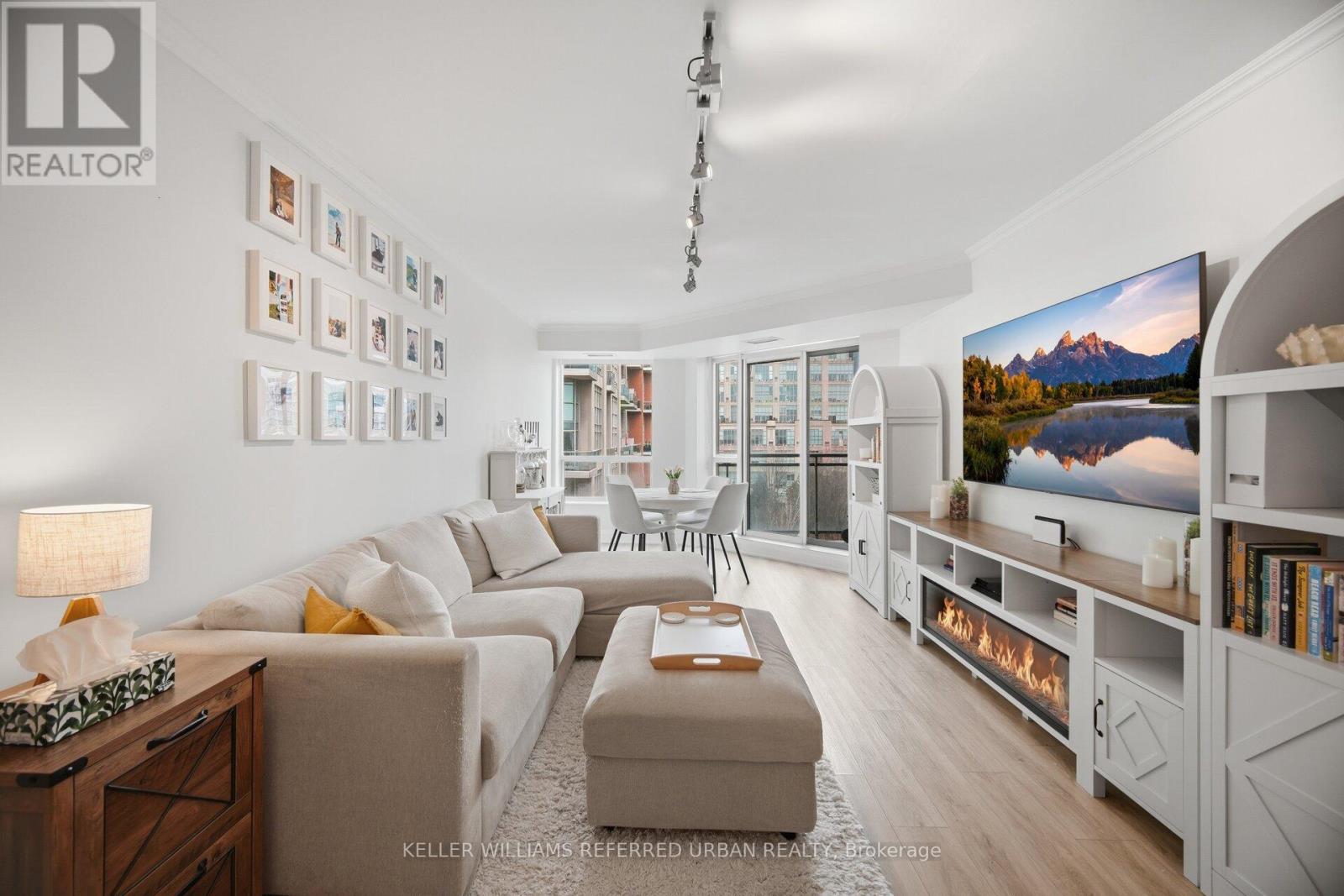 707 - 190 Manitoba Street, Toronto, Ontario  M8Y 3Y8 - Photo 10 - W12945396