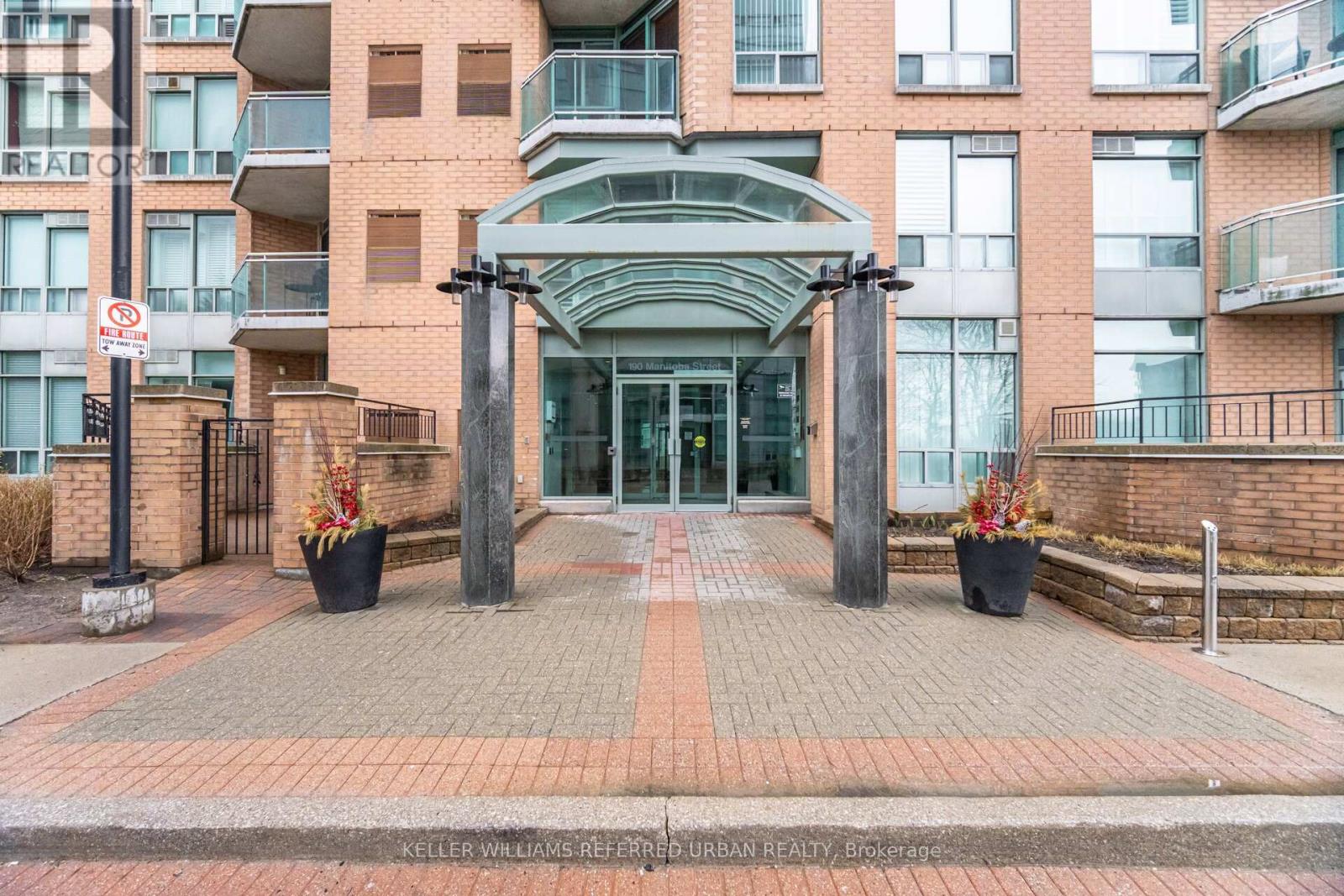 707 - 190 Manitoba Street, Toronto, Ontario  M8Y 3Y8 - Photo 2 - W12945396