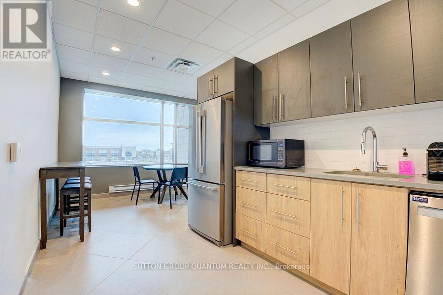 107 - 3485 Rebecca Street, Oakville, Ontario  L6L 0H3 - Photo 17 - W12945414