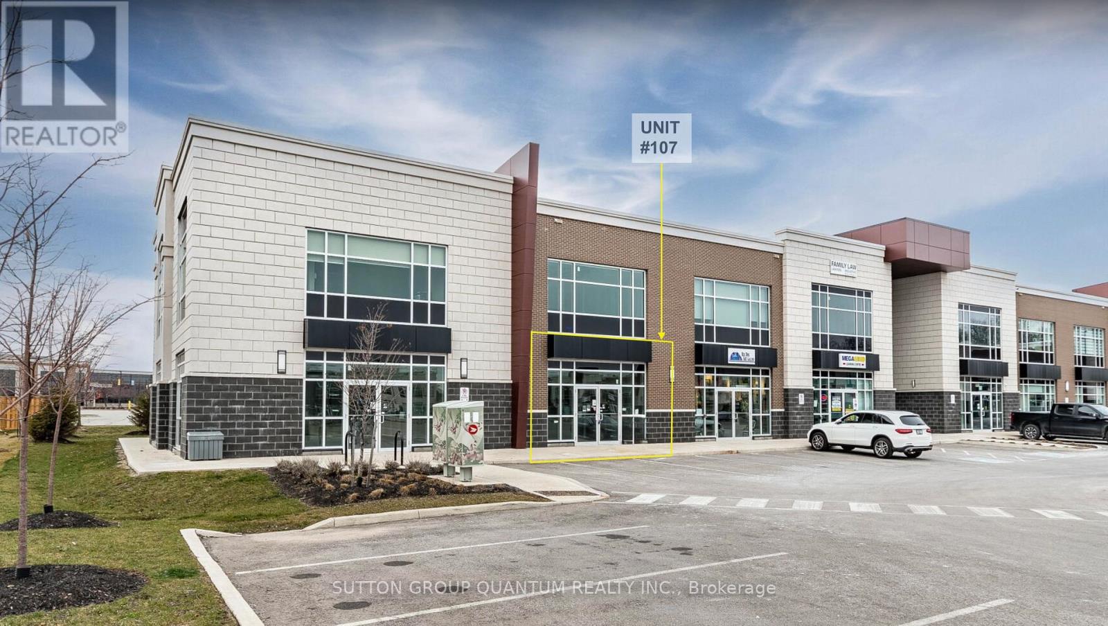 107 - 3485 Rebecca Street, Oakville, Ontario  L6L 0H3 - Photo 2 - W12945414