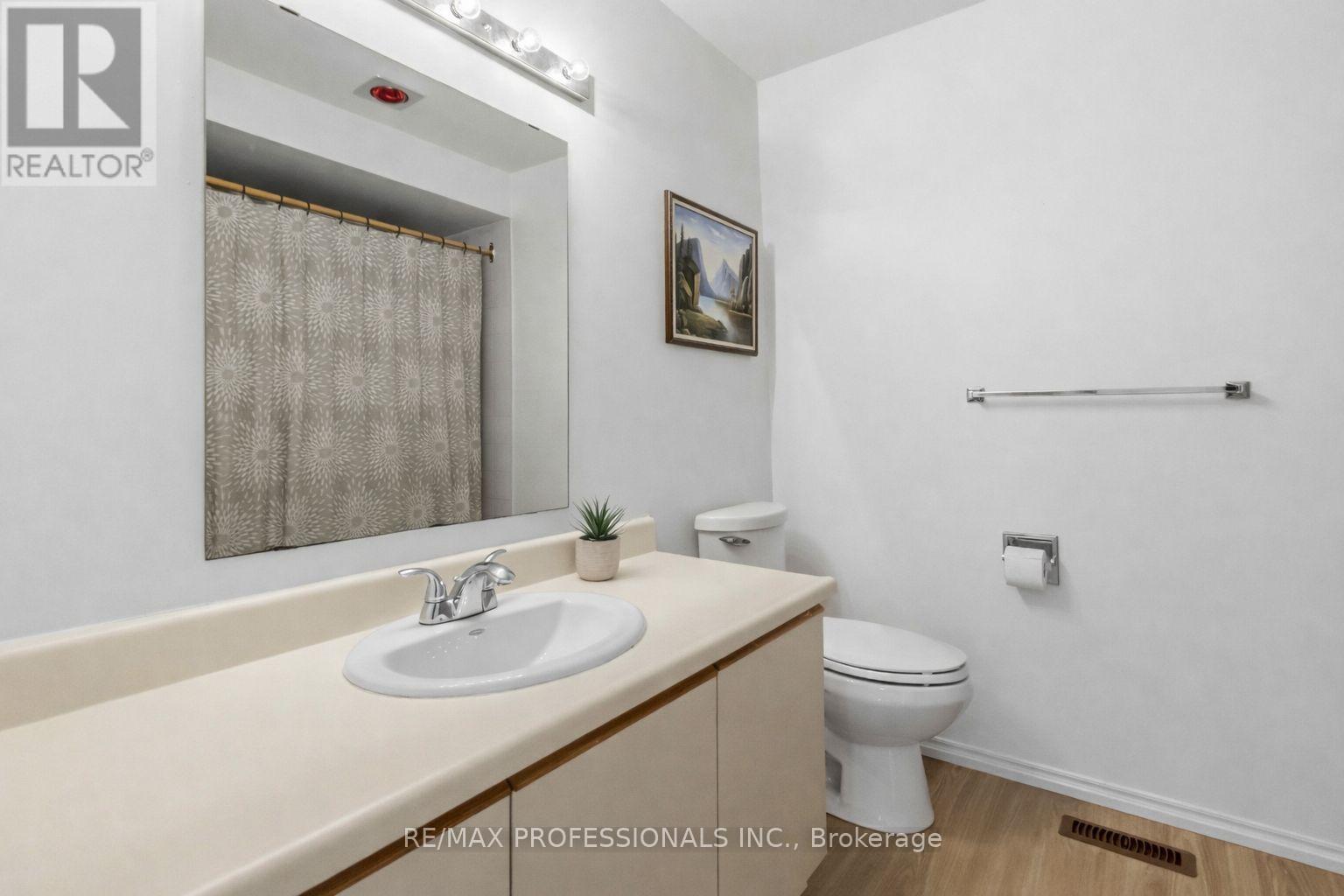 34 Newman Court, Brampton, Ontario  L6S 5T1 - Photo 10 - W12945468