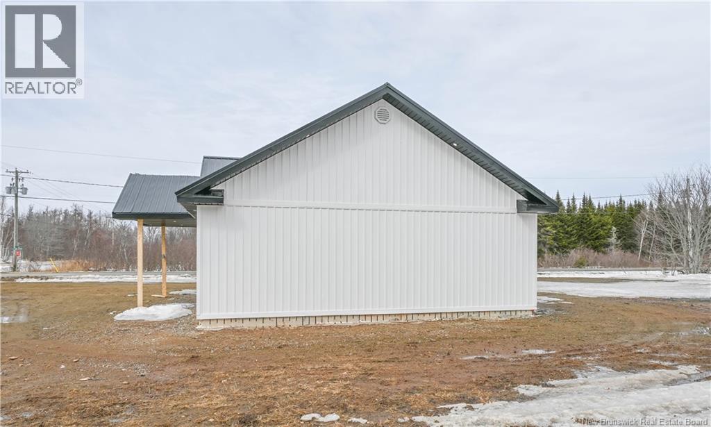 63 De La Tourbe Street, Lamèque, New Brunswick  E8T 1G5 - Photo 5 - NB135988