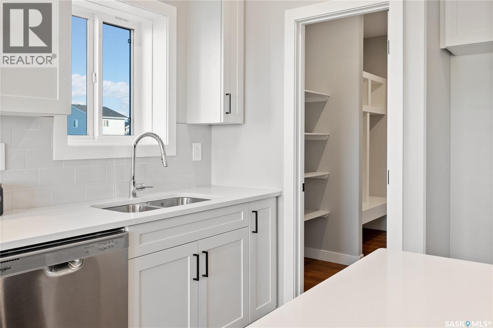 10 Vancouver Crescent, Pilot Butte, Saskatchewan  S0G 3Z0 - Photo 12 - SK031766