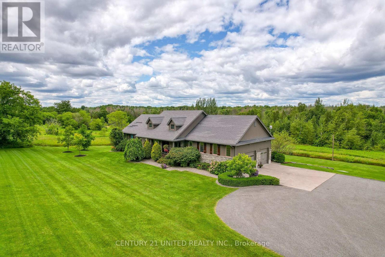 2300 Victoria Road, Prince Edward County (Ameliasburg Ward), Ontario  K0K 1L0 - Photo 1 - X12945534