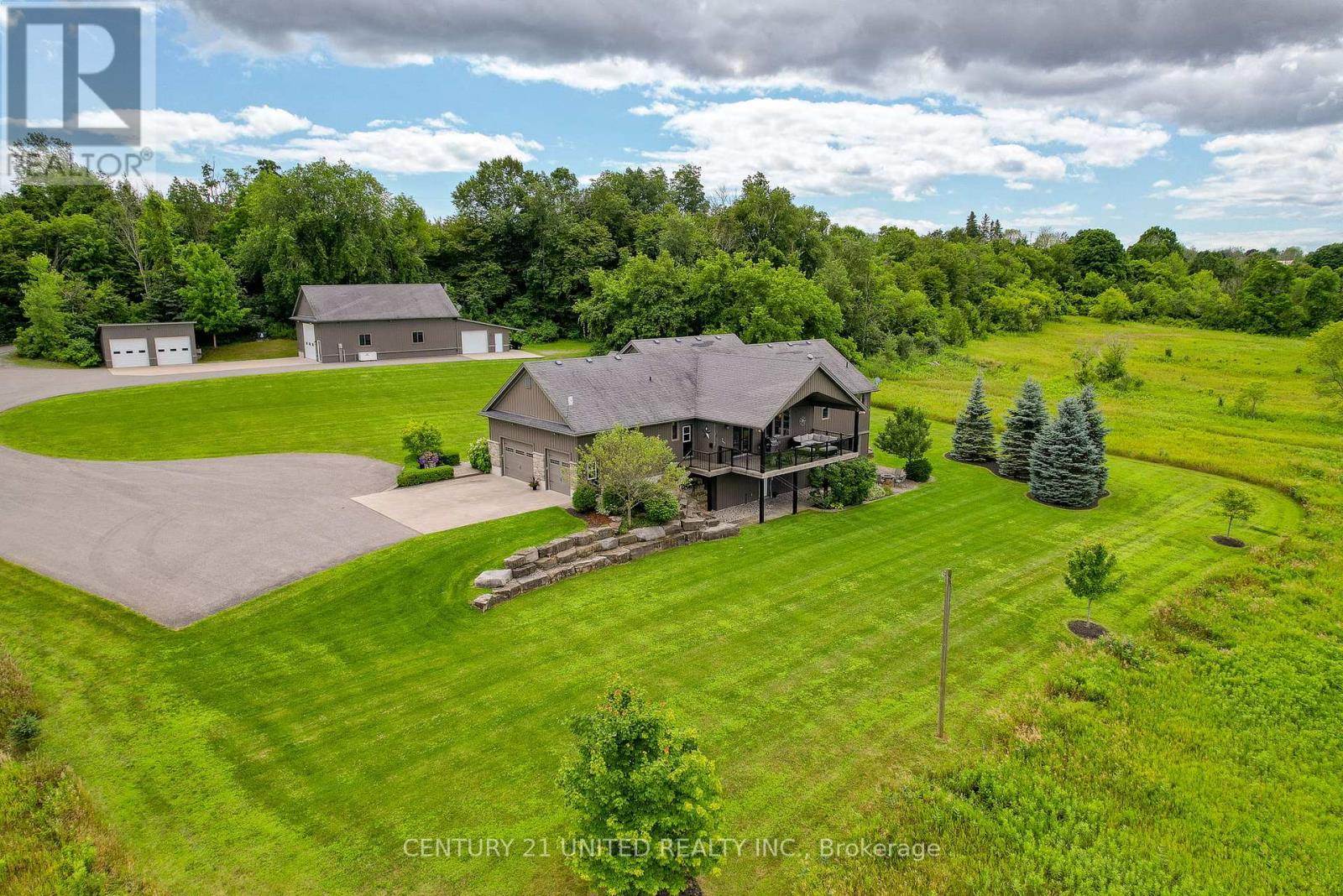 2300 Victoria Road, Prince Edward County (Ameliasburg Ward), Ontario  K0K 1L0 - Photo 4 - X12945534
