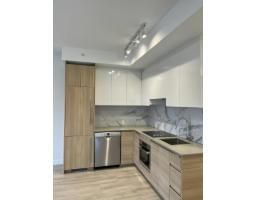 1012 10626 CITY PARKWAY, Surrey, British Columbia