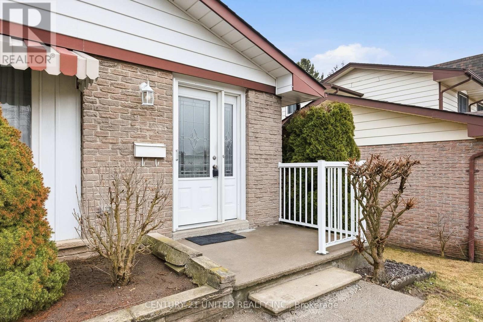 27 Payne Crescent, Port Hope, Ontario  L1A 3Y3 - Photo 4 - X12945720