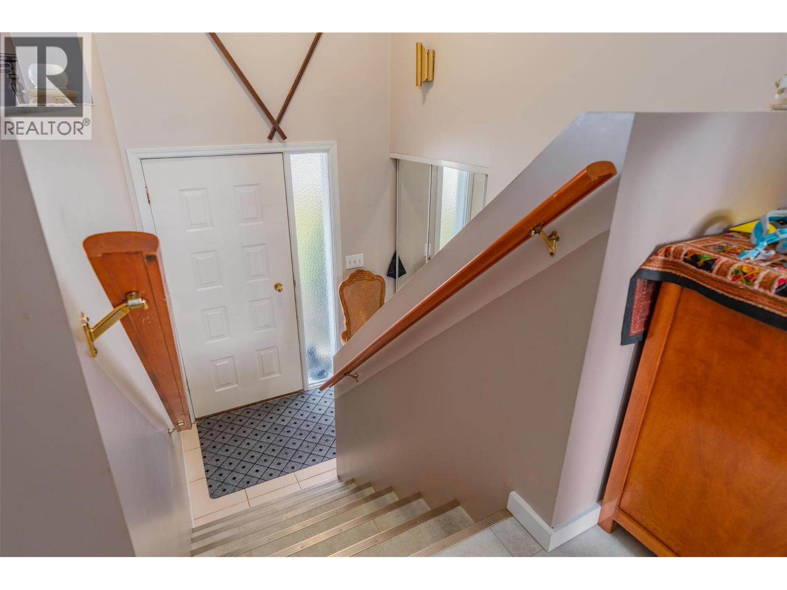 1937 Riverside Crescent, Castlegar, British Columbia  V1N 3W5 - Photo 21 - 10369558