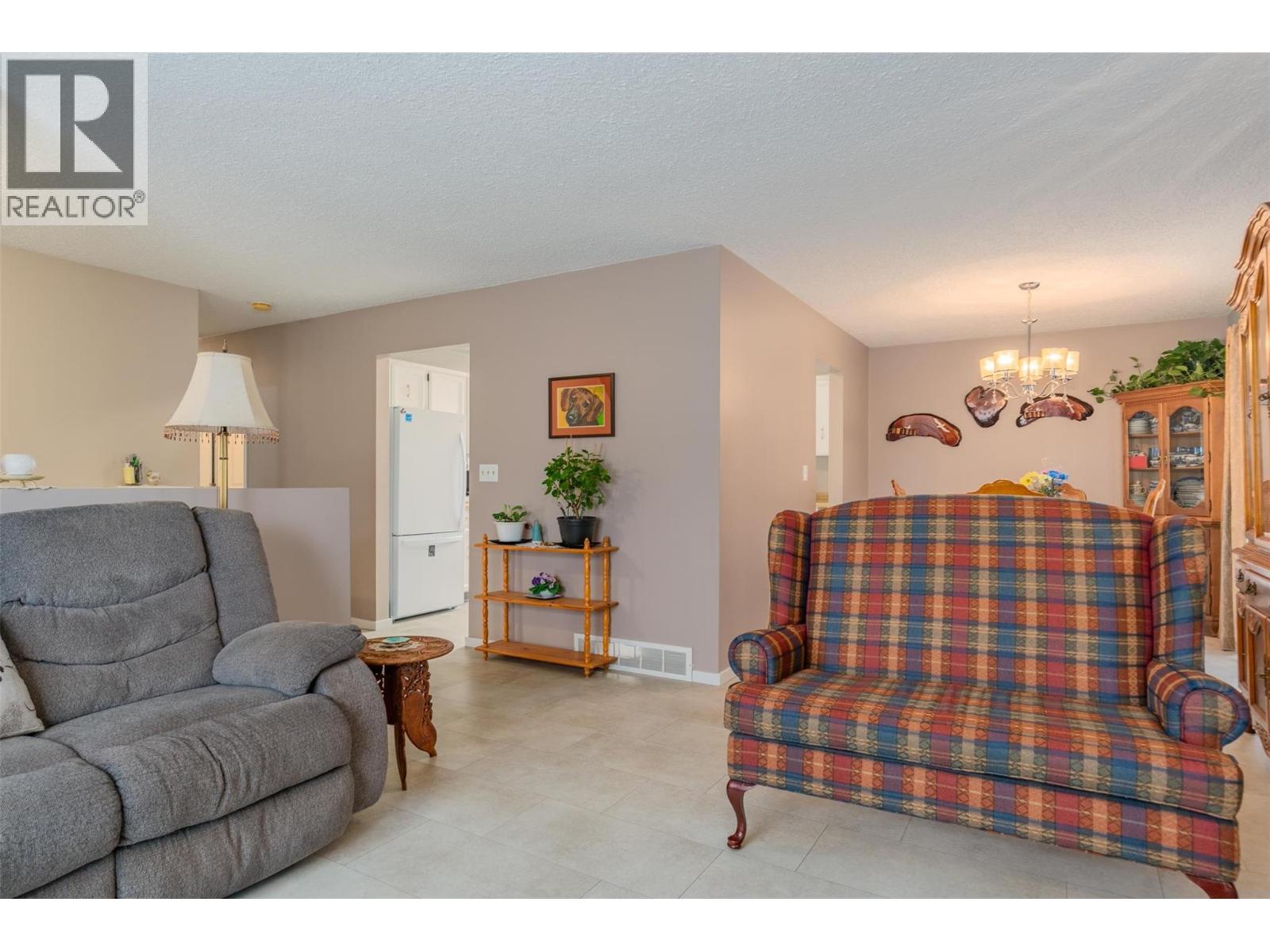 1937 Riverside Crescent, Castlegar, British Columbia  V1N 3W5 - Photo 13 - 10369558