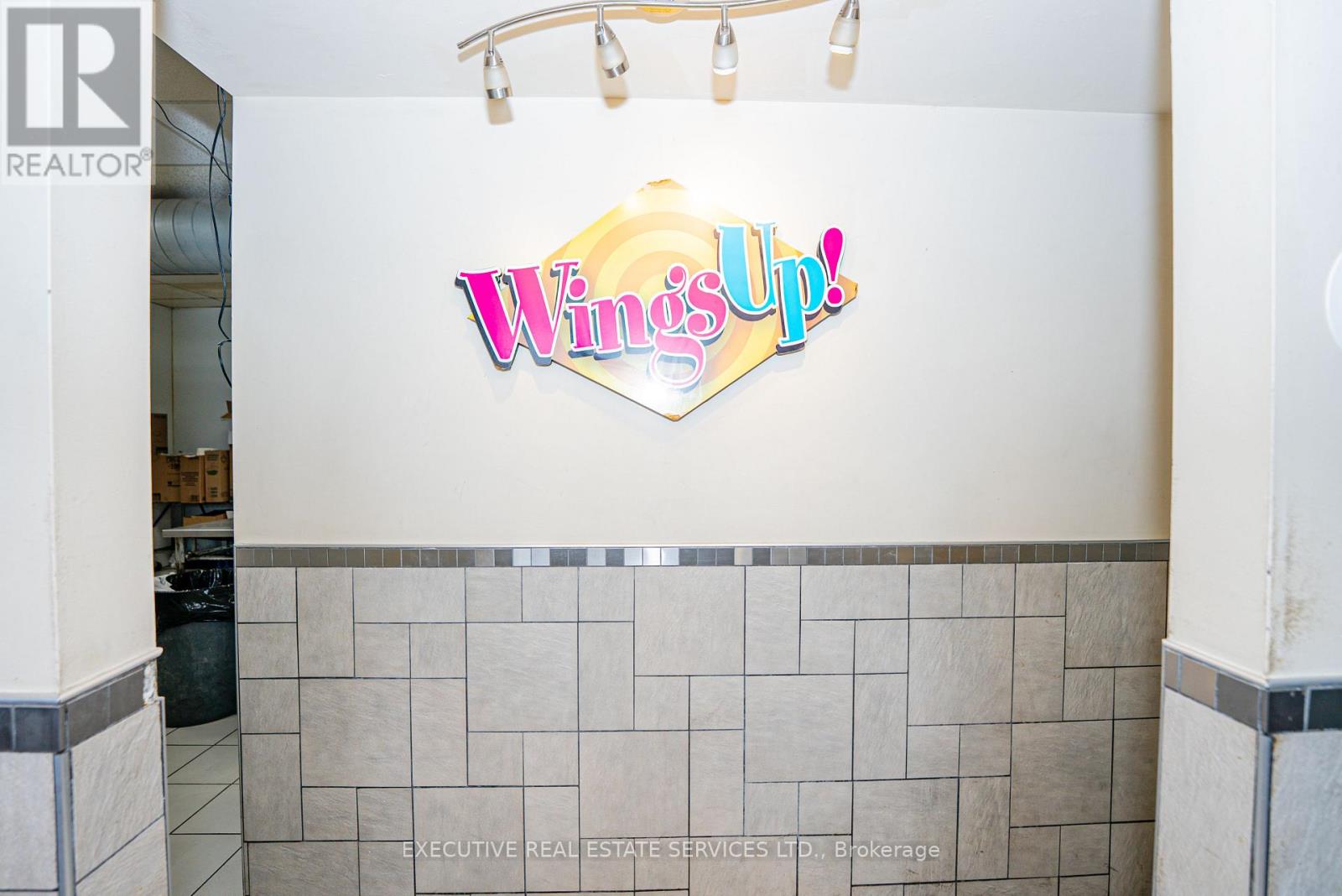 535 Upper Wellington Street, Hamilton, Ontario  L9A 3P7 - Photo 15 - X12945324