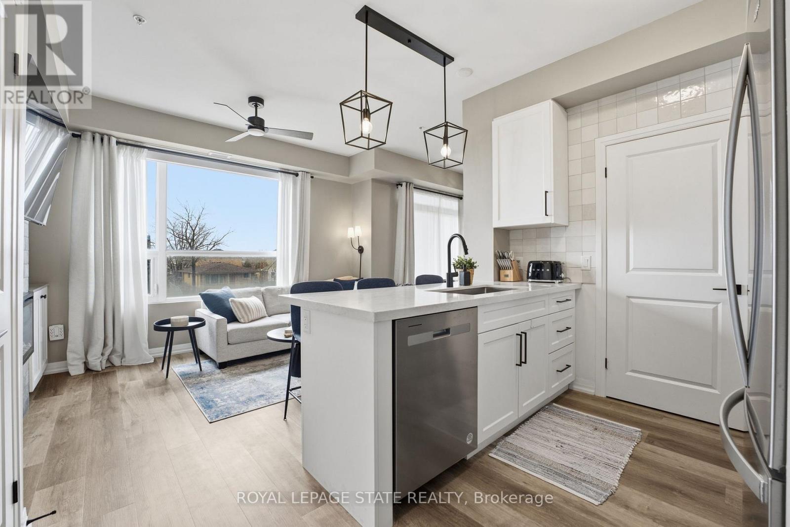 203 - 120 Springvalley Crescent, Hamilton, Ontario  L9C 0E4 - Photo 7 - X12945328