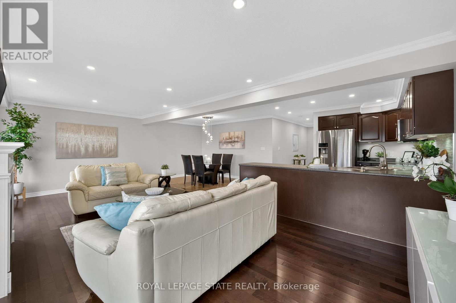 300 Pinehill Drive, Hamilton, Ontario  L0R 1P0 - Photo 18 - X12945452