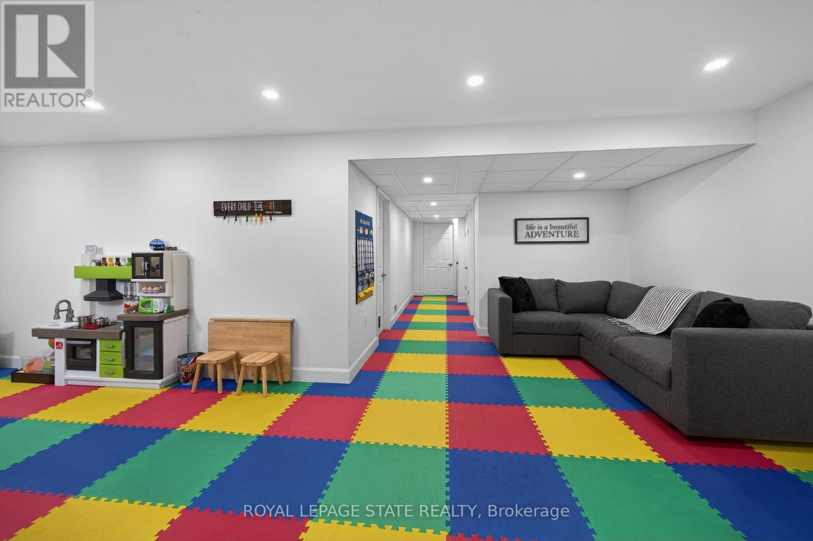 300 Pinehill Drive, Hamilton, Ontario  L0R 1P0 - Photo 42 - X12945452