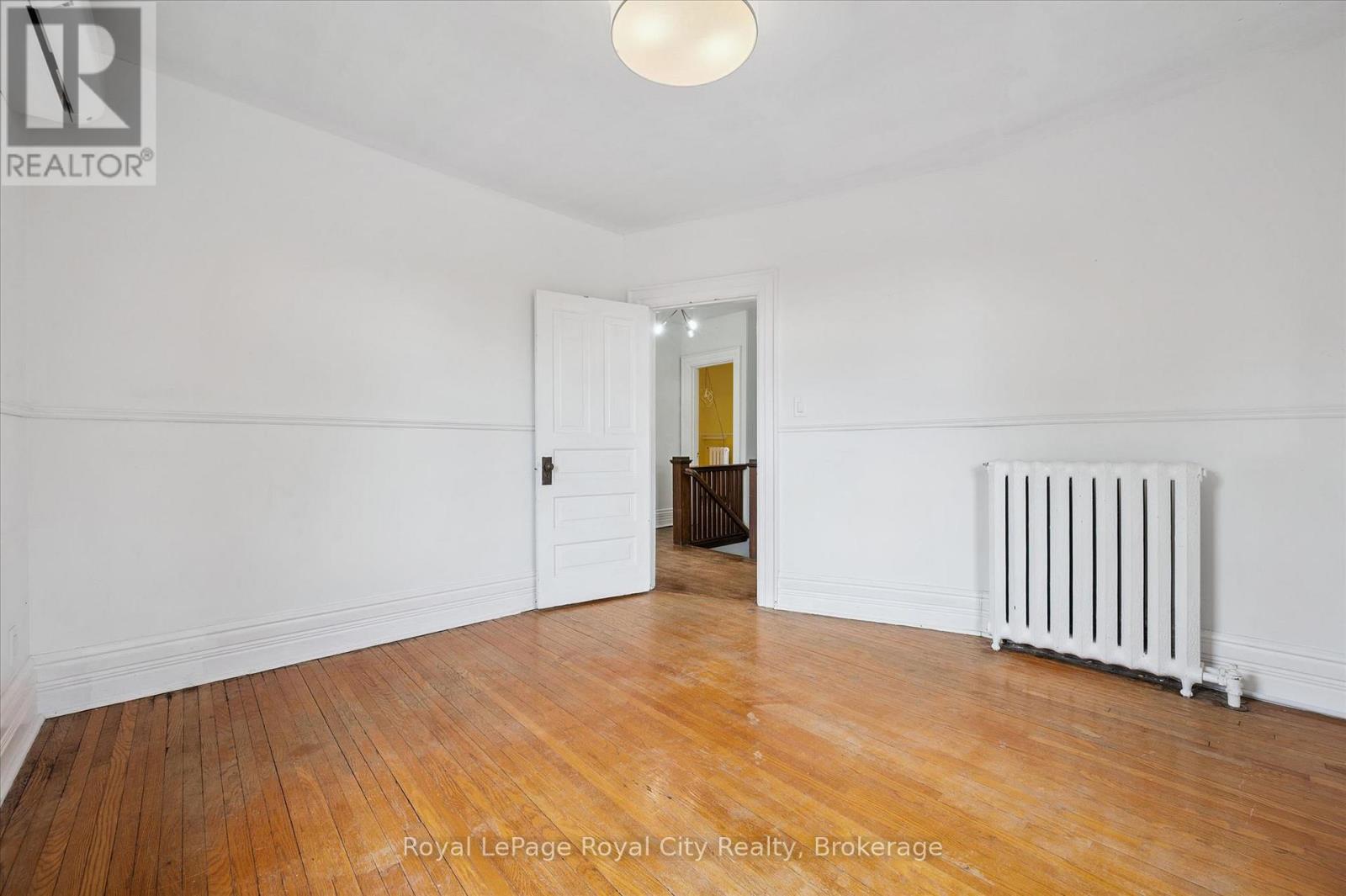 Upper - 467 Woolwich Street, Guelph, Ontario  N1H 3X6 - Photo 18 - X12945690