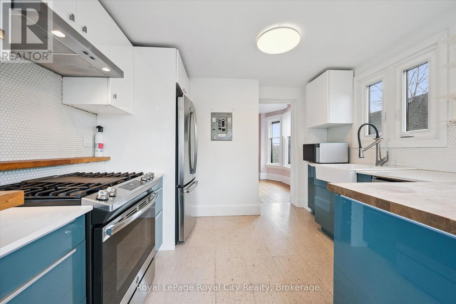 Upper - 467 Woolwich Street, Guelph, Ontario  N1H 3X6 - Photo 7 - X12945690