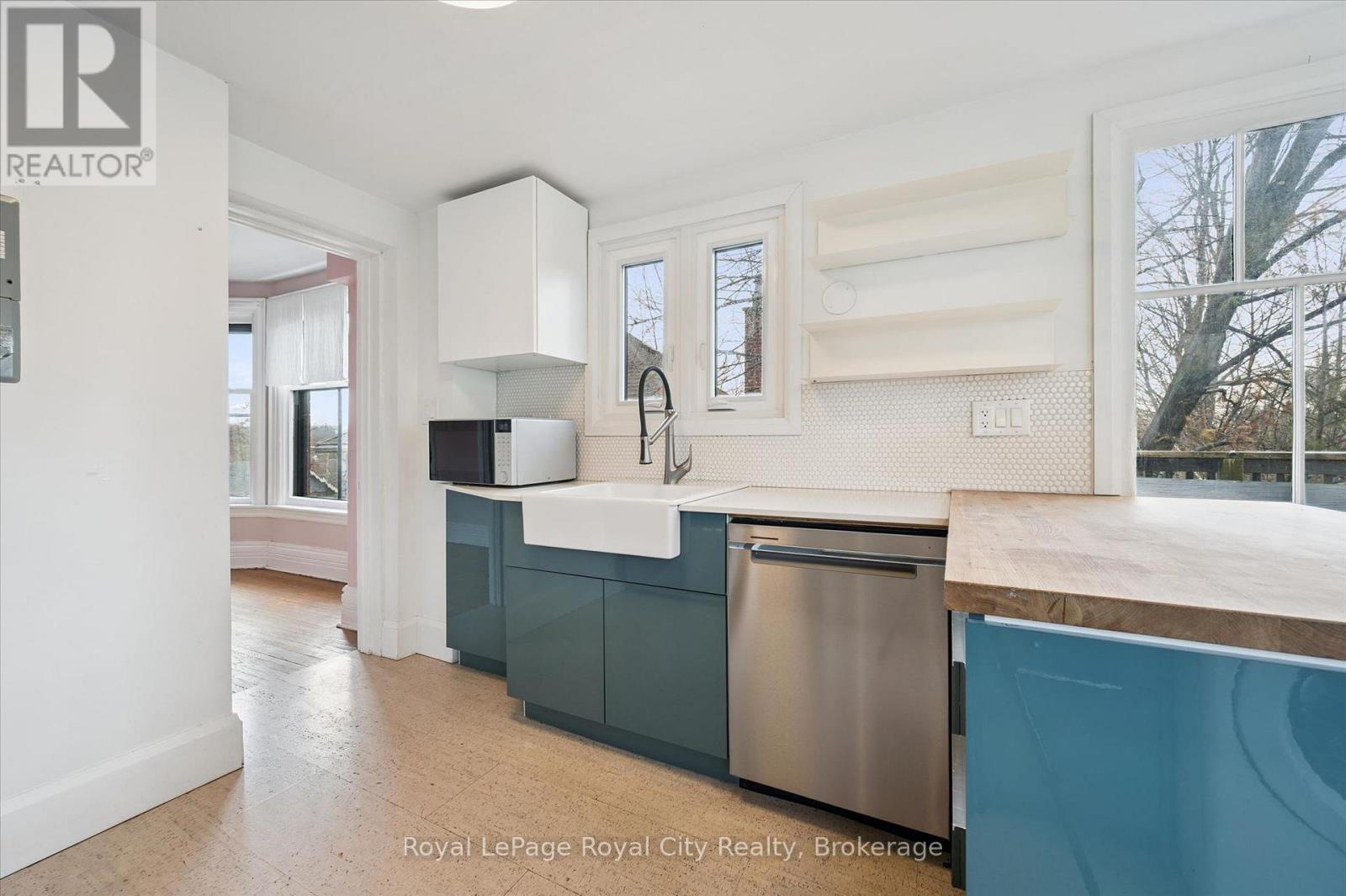 Upper - 467 Woolwich Street, Guelph, Ontario  N1H 3X6 - Photo 8 - X12945690