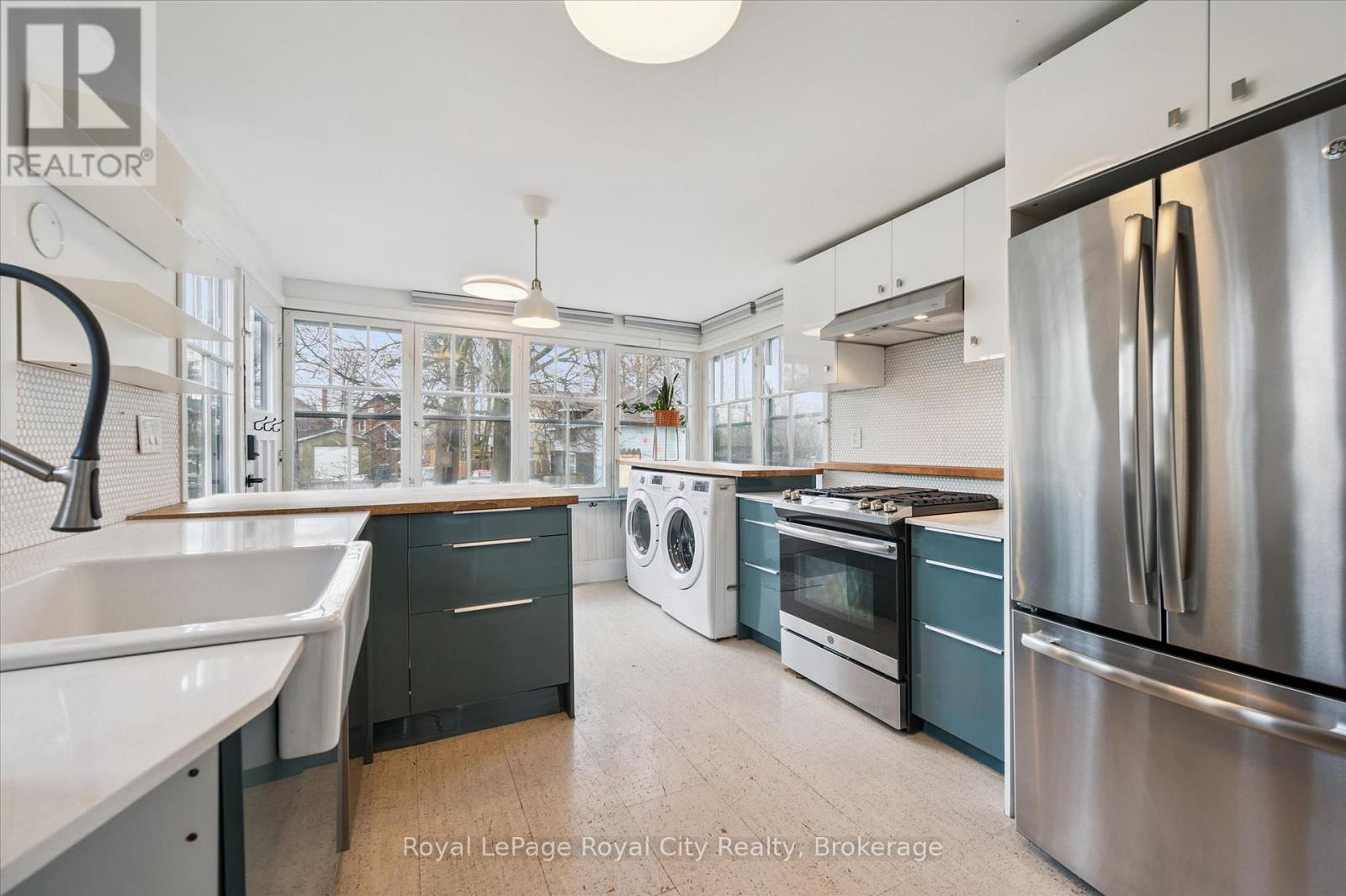 Upper - 467 Woolwich Street, Guelph, Ontario  N1H 3X6 - Photo 9 - X12945690