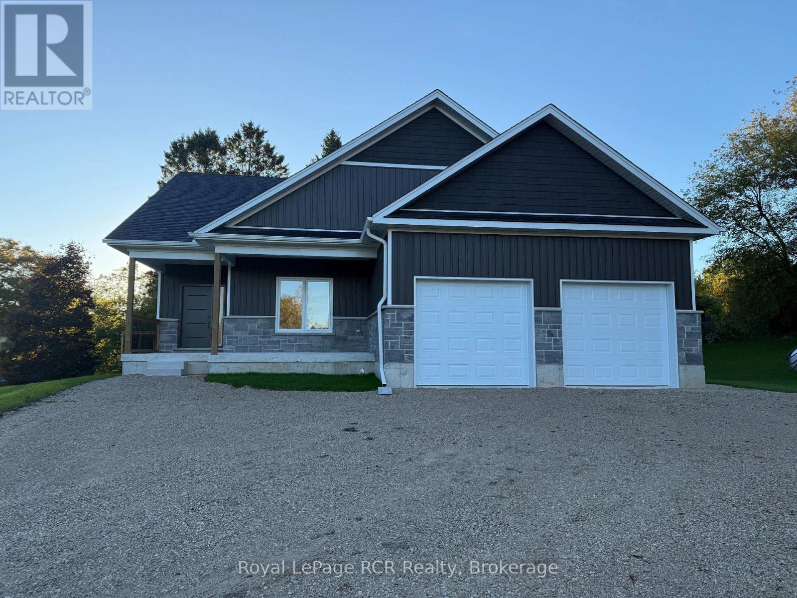 170 Elgin Street, Grey Highlands, Ontario  N0C 1K0 - Photo 2 - X12945836