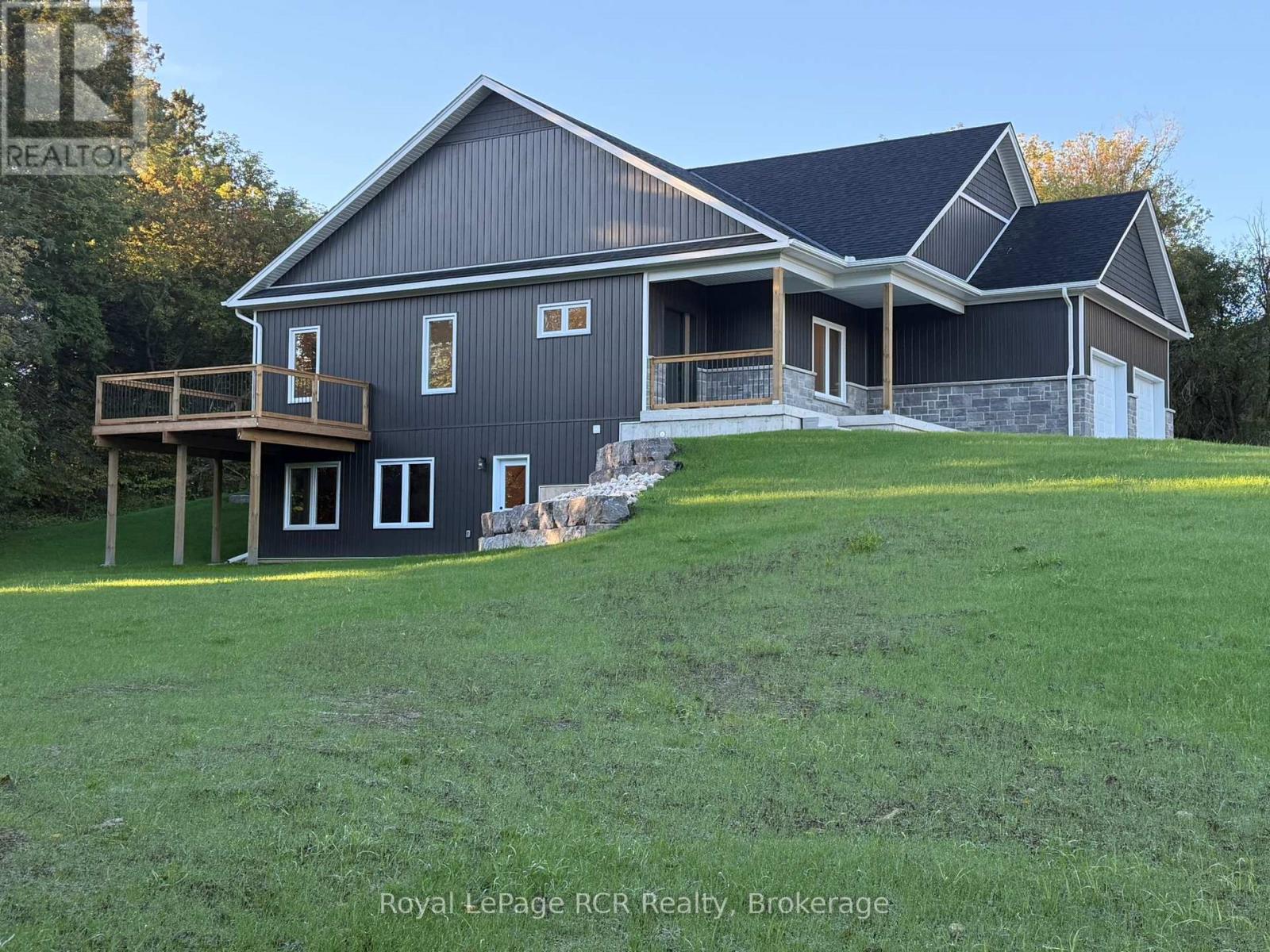 170 Elgin Street, Grey Highlands, Ontario  N0C 1K0 - Photo 3 - X12945836