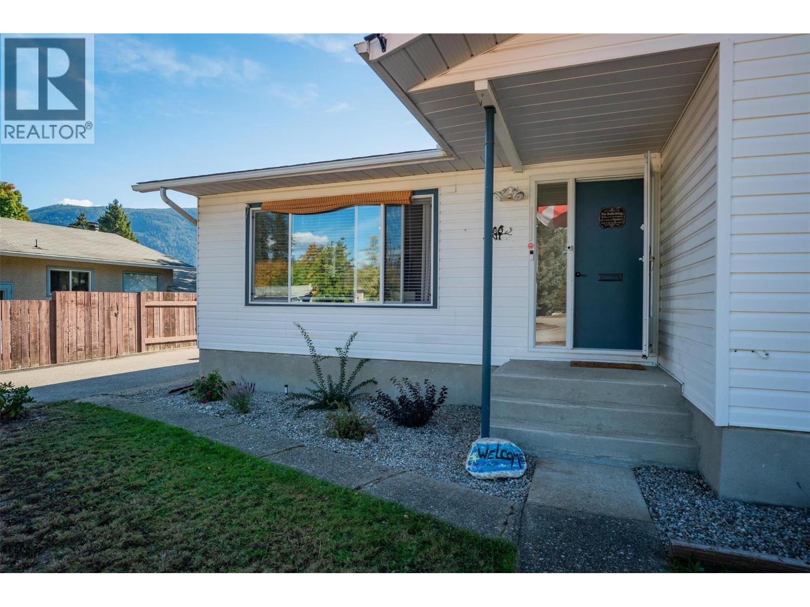 204 Pinewood Drive, Castlegar, British Columbia  V1N 2M4 - Photo 56 - 10373393