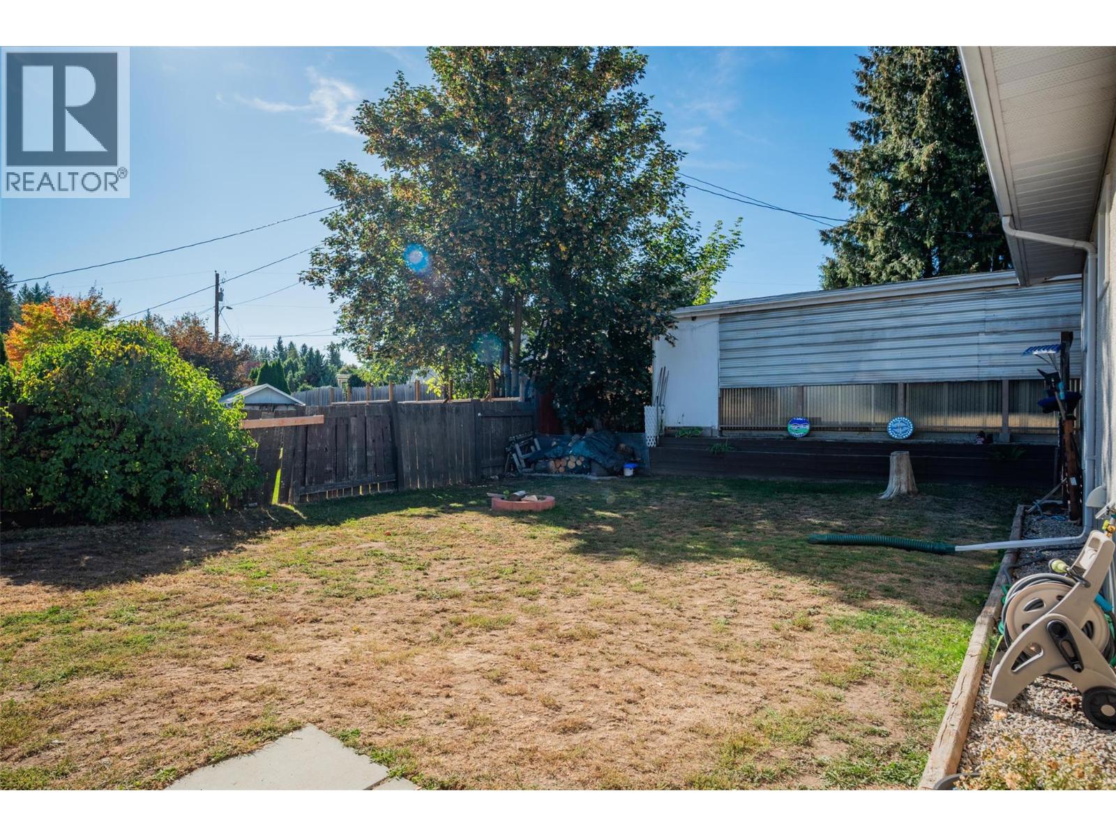 204 Pinewood Drive, Castlegar, British Columbia  V1N 2M4 - Photo 8 - 10373393