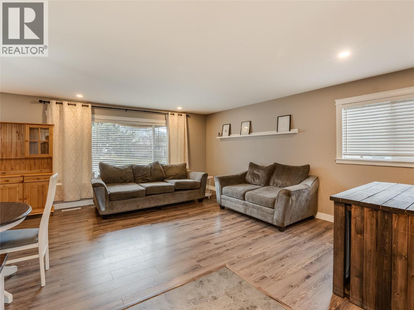 204 Pinewood Drive, Castlegar, British Columbia  V1N 2M4 - Photo 17 - 10373393