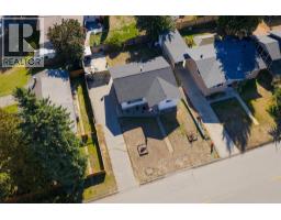 204 PINEWOOD Drive, Castlegar, British Columbia