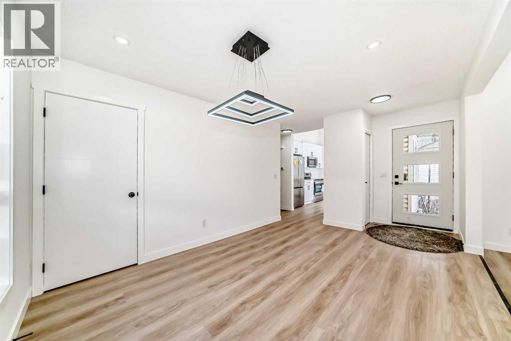 319 Whitefield Drive Ne, Calgary, Alberta  T1Y 5S2 - Photo 9 - A2293469