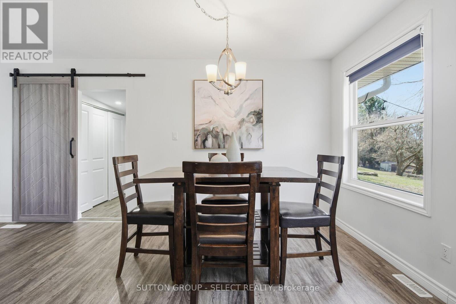 21069 Riverview Drive, Thames Centre, Ontario  N0M 2P0 - Photo 16 - X12945662