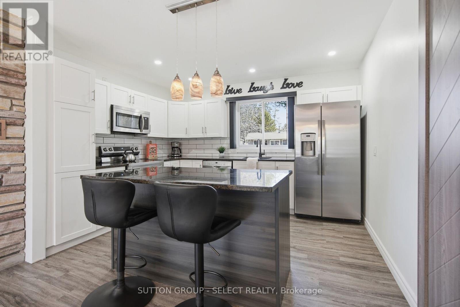 21069 Riverview Drive, Thames Centre, Ontario  N0M 2P0 - Photo 18 - X12945662