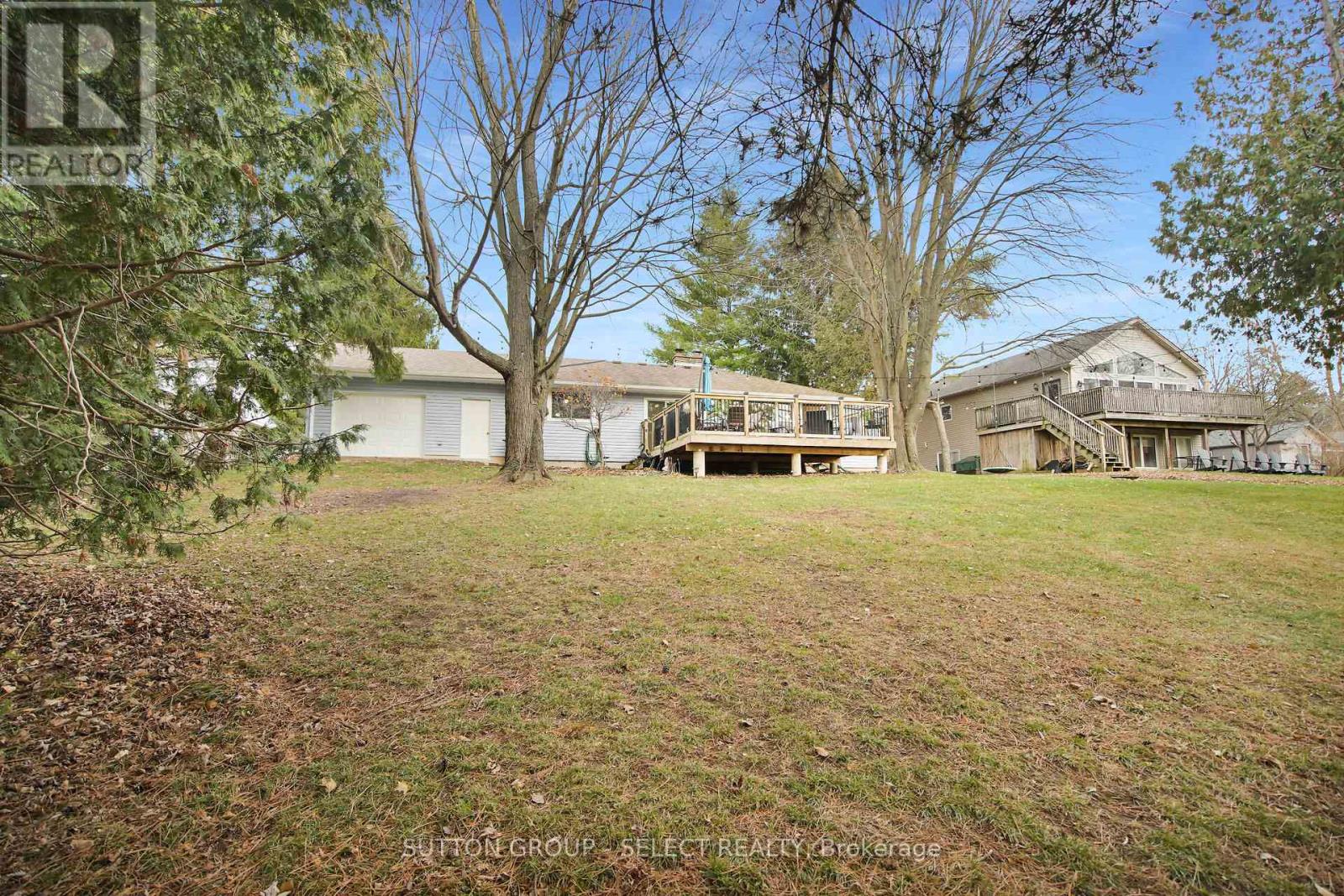 21069 Riverview Drive, Thames Centre, Ontario  N0M 2P0 - Photo 35 - X12945662