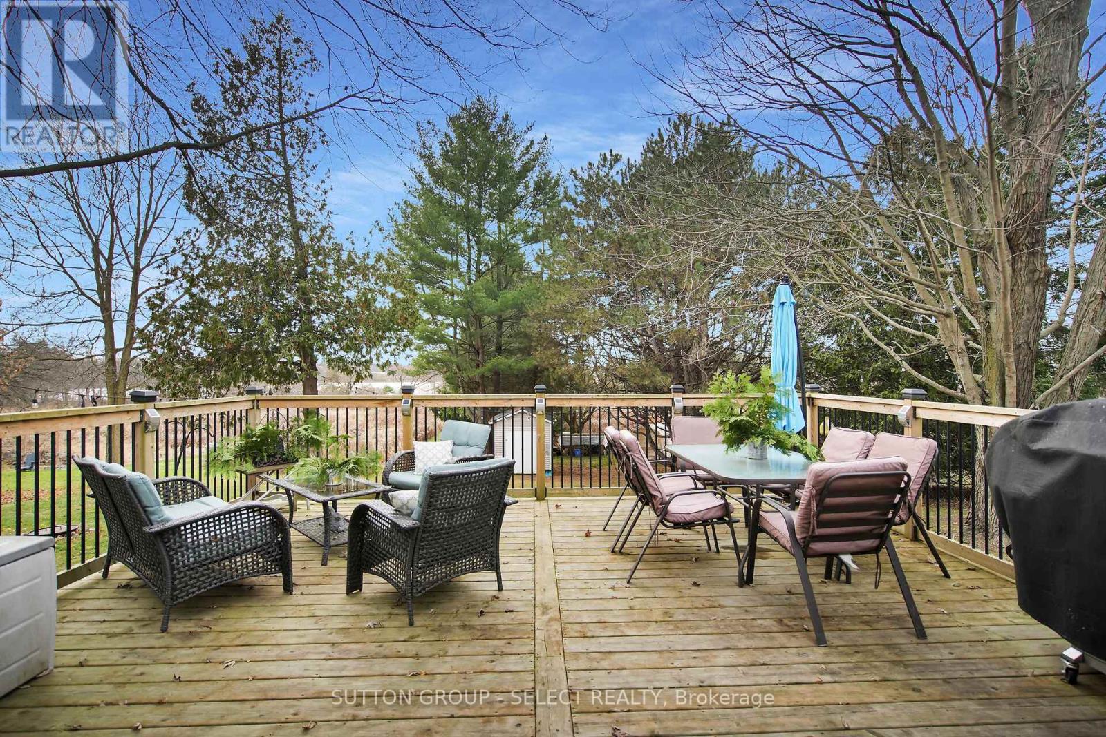 21069 Riverview Drive, Thames Centre, Ontario  N0M 2P0 - Photo 36 - X12945662