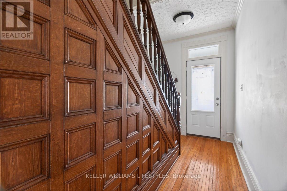 54 Main Street S, Lambton Shores, Ontario  N0N 1J0 - Photo 11 - X12945674