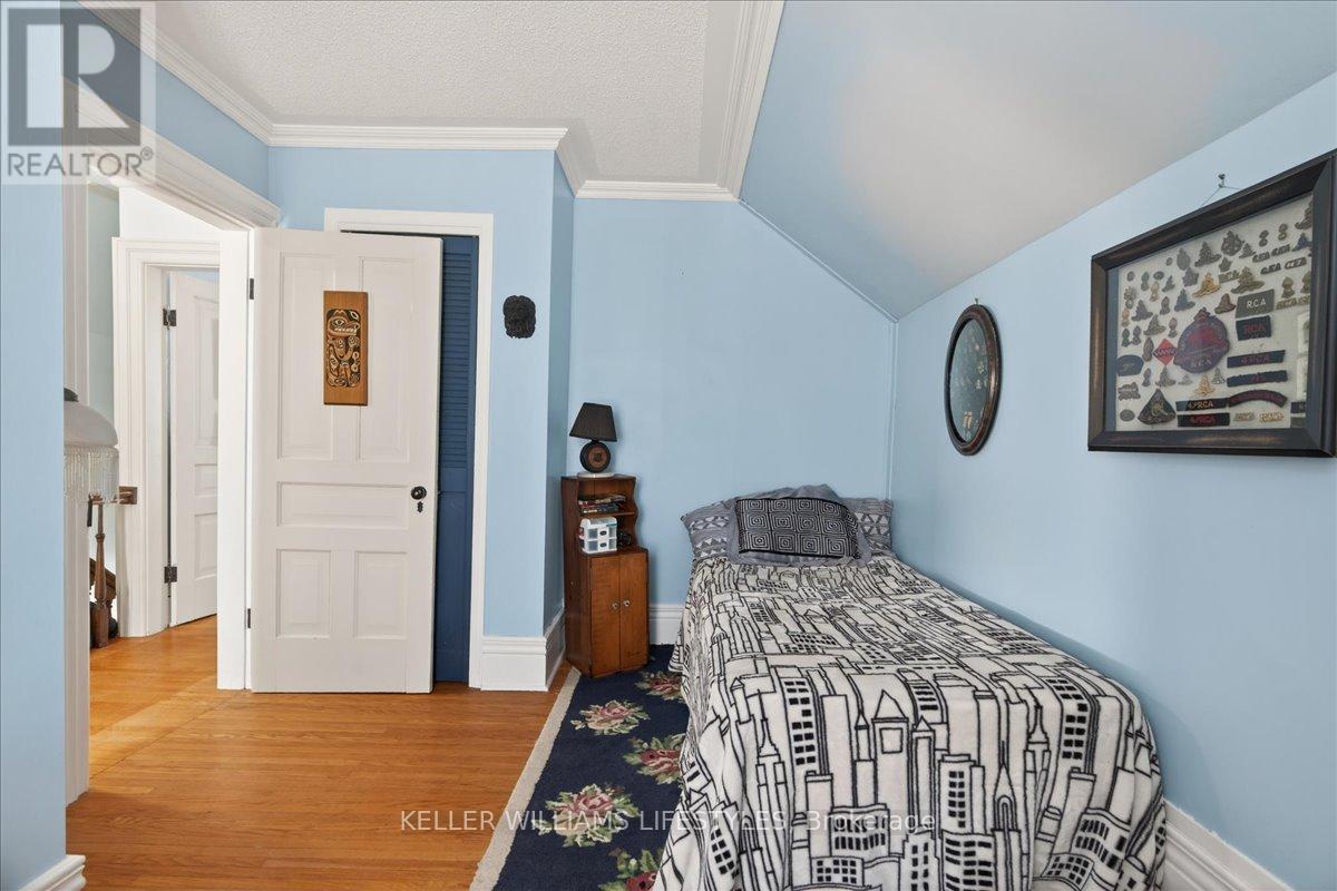 54 Main Street S, Lambton Shores, Ontario  N0N 1J0 - Photo 24 - X12945674