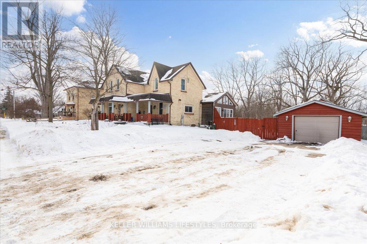 54 Main Street S, Lambton Shores, Ontario  N0N 1J0 - Photo 4 - X12945674