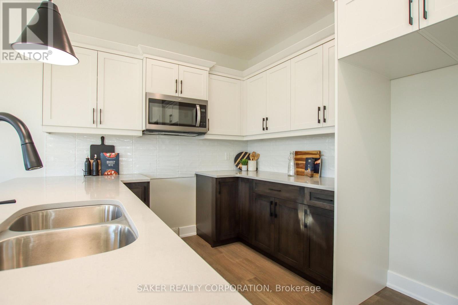 579 Regent Street, Strathroy-Caradoc (Mount Brydges), Ontario  N0L 1W0 - Photo 10 - X12945814