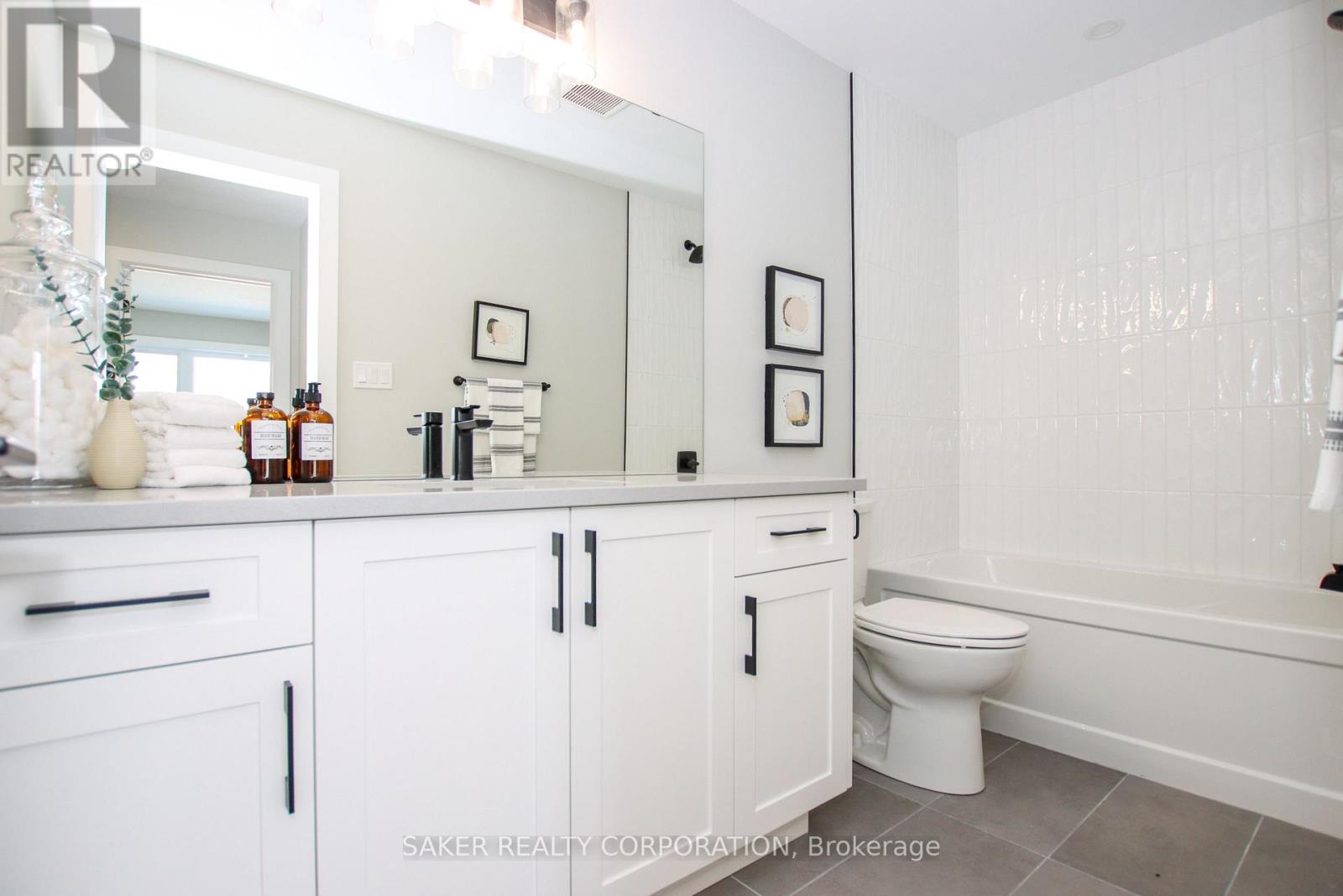 579 Regent Street, Strathroy-Caradoc (Mount Brydges), Ontario  N0L 1W0 - Photo 13 - X12945814