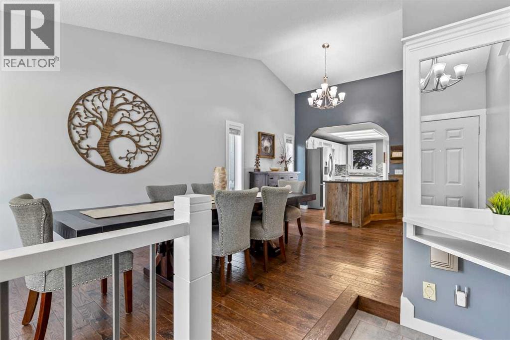 9759 Sanderling Way Nw, Calgary, Alberta  T3K 3R8 - Photo 4 - A2297901