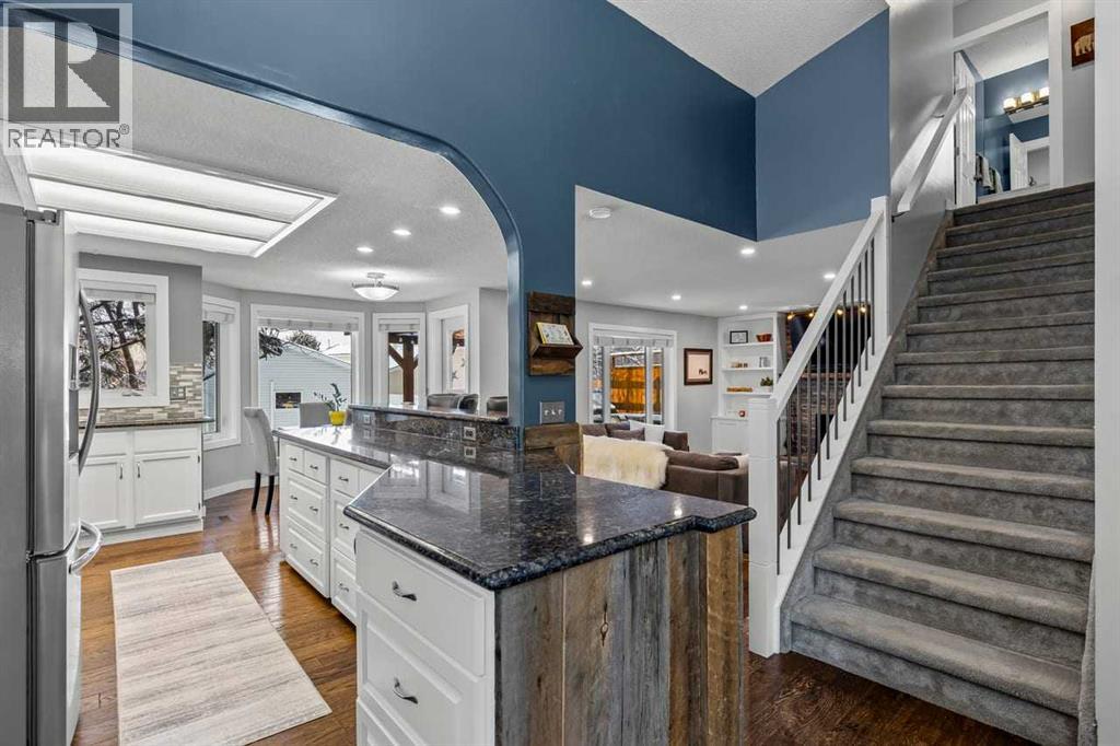 9759 Sanderling Way Nw, Calgary, Alberta  T3K 3R8 - Photo 10 - A2297901