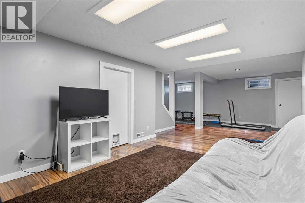 9759 Sanderling Way Nw, Calgary, Alberta  T3K 3R8 - Photo 36 - A2297901