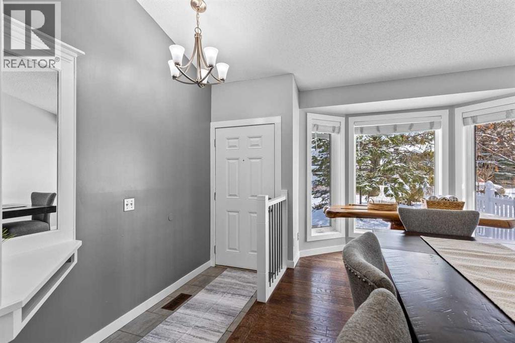 9759 Sanderling Way Nw, Calgary, Alberta  T3K 3R8 - Photo 5 - A2297901