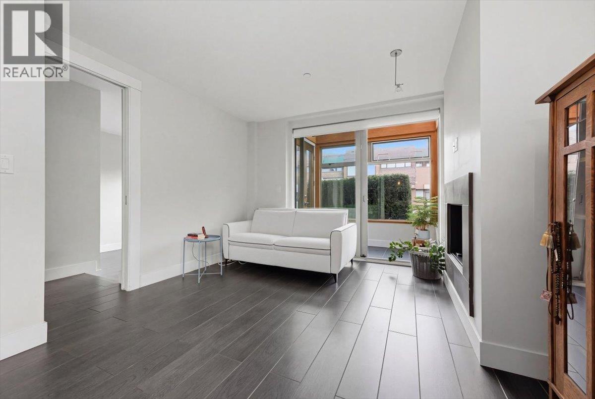 204 2388 Marine Drive, West Vancouver, British Columbia  V7V 1K8 - Photo 5 - R3103445