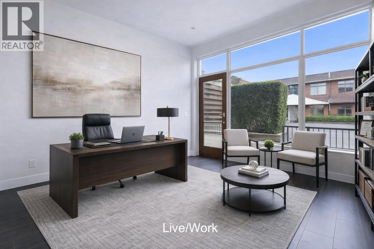 204 2388 MARINE DRIVE, West Vancouver, British Columbia