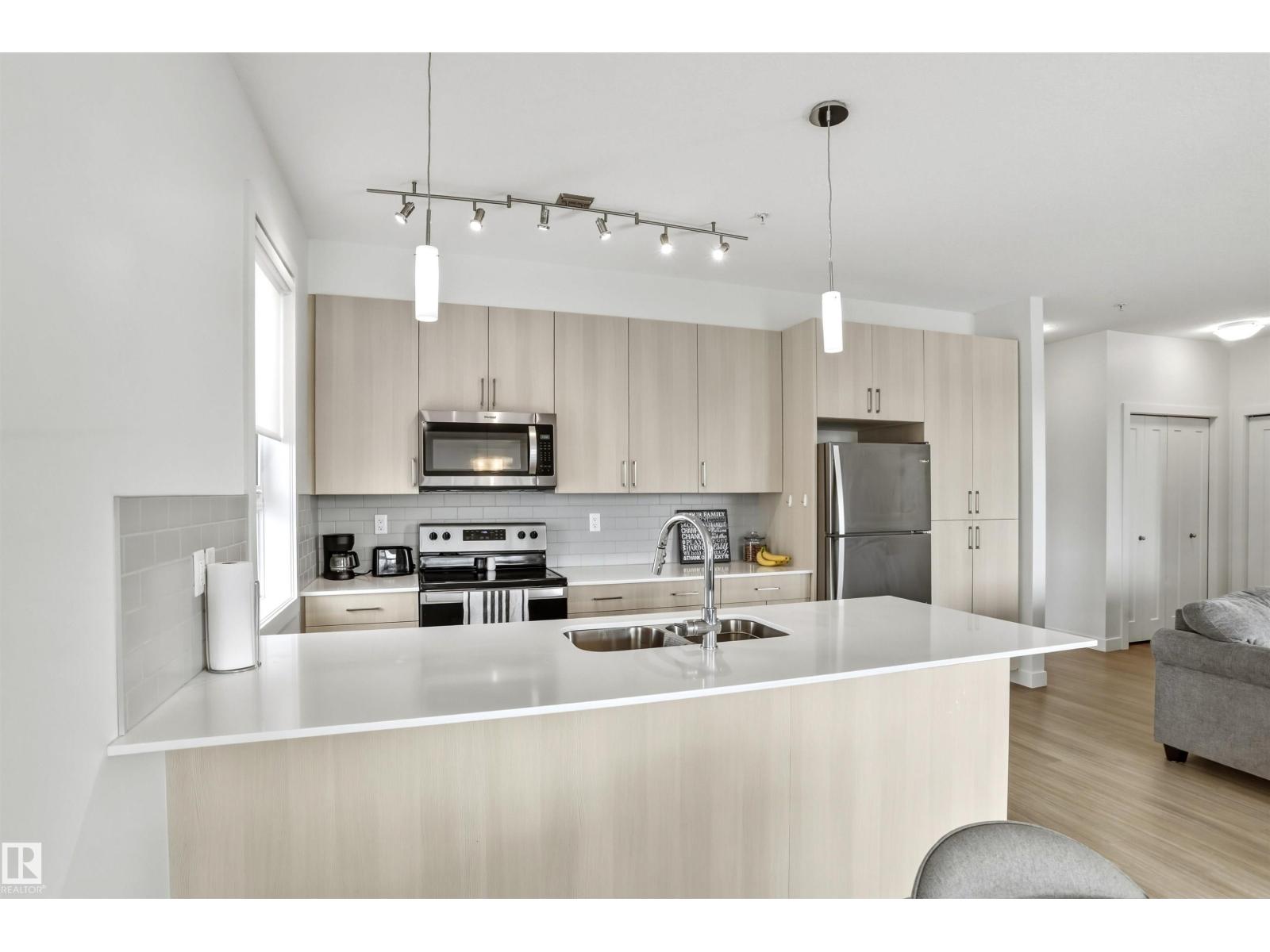 #203 17 Columbia Av W, Devon, Alberta  T9G 1Y7 - Photo 4 - E4480057